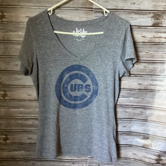 Chicago Cubs MLB V Neck T Shirt Sz L - Picture 1 of 4